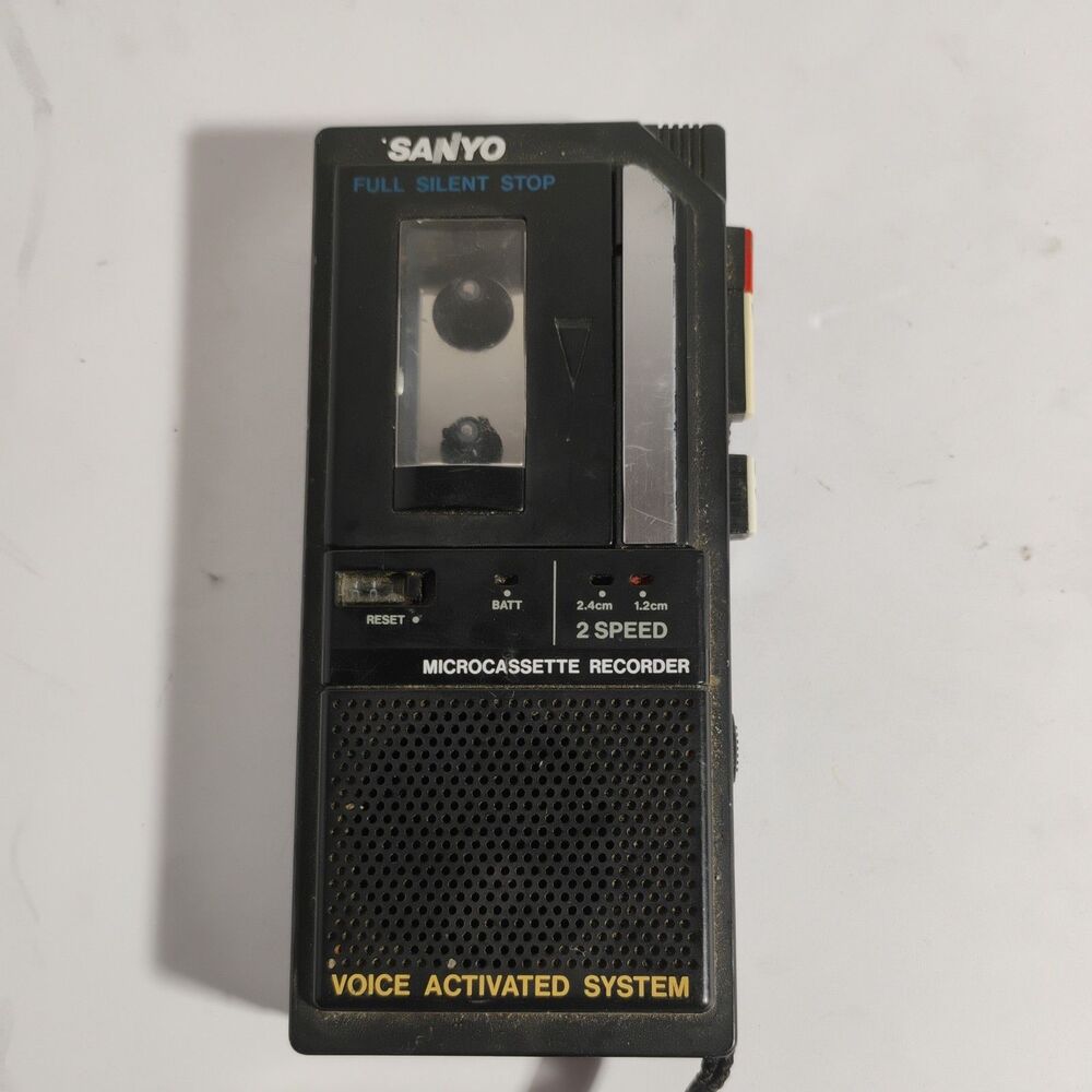 Sanyo M5495  Voice Activated Mirocassette Recorder - For Parts or Repair